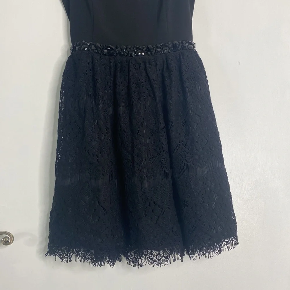 AYLA BLACK LACE JEWELED SLEEVELESS DRESS SIZE SMALL - Picture 4 of 9